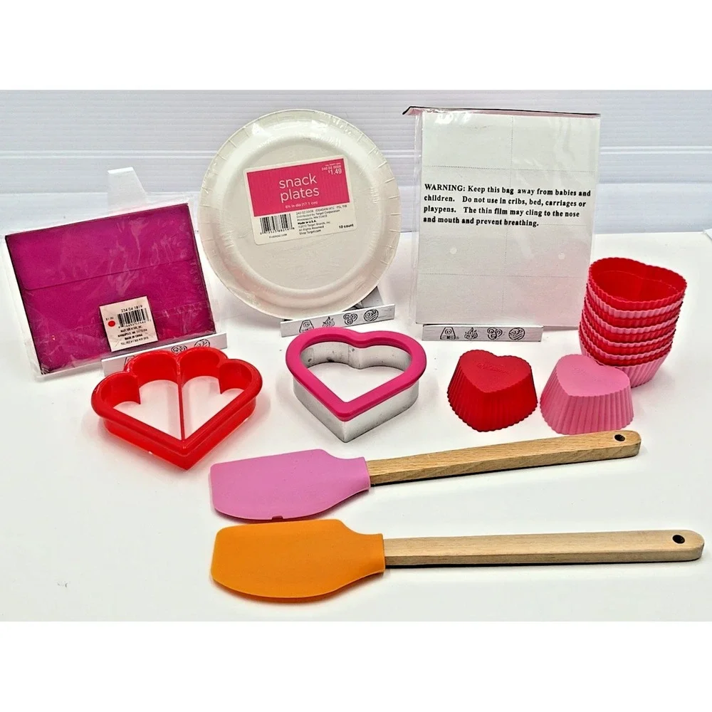 Nordic Ware Valentine's Day Cookie Cutter Set Silicone‎ Cups